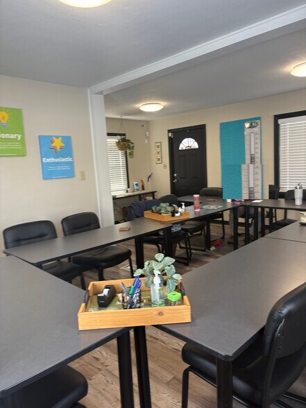 More Photos Of 2055 S Main St, Akron Office For Lease