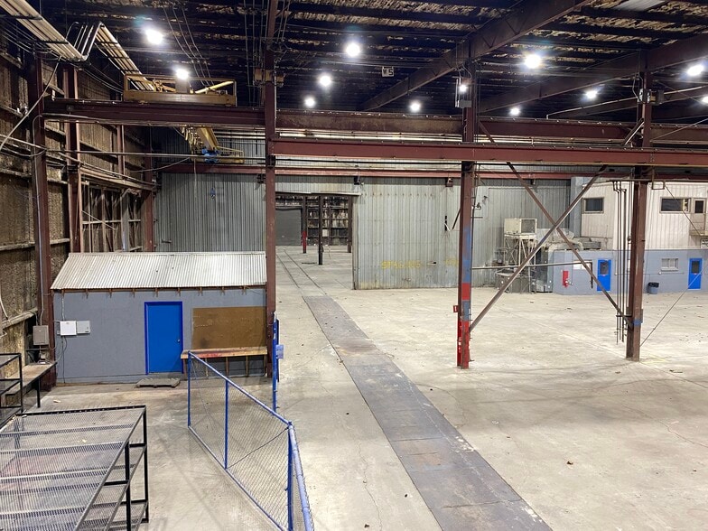More Photos Of 1501 S John Zink Ave, Skiatook Manufacturing For Lease