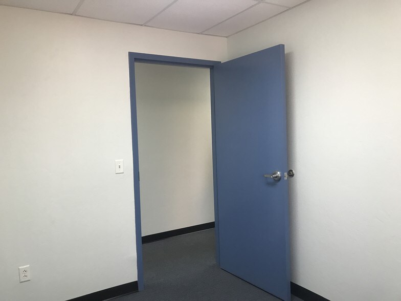 More Photos Of 1310 W St Marys Rd, Tucson Medical For Lease