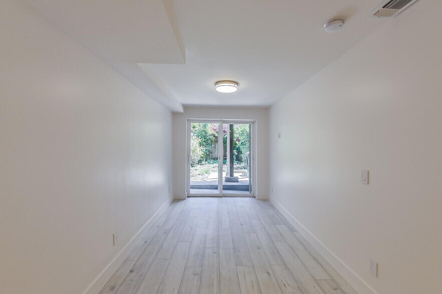 More Photos Of 751 Capp st, San Francisco Apartments For Sale