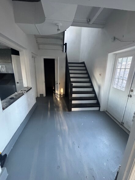 More Photos Of 236 E Gay St, West Chester Restaurant For Sale