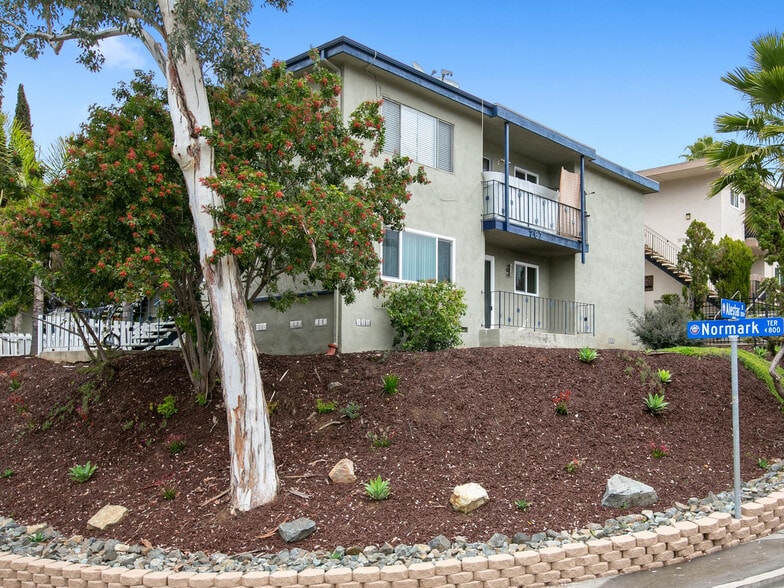 More Photos Of 267 Alestar St, Vista Apartments For Sale