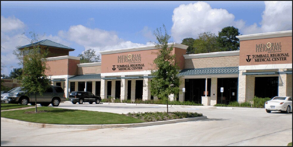 More Photos Of 9950 Woodlands Pky, The Woodlands Storefront For Lease