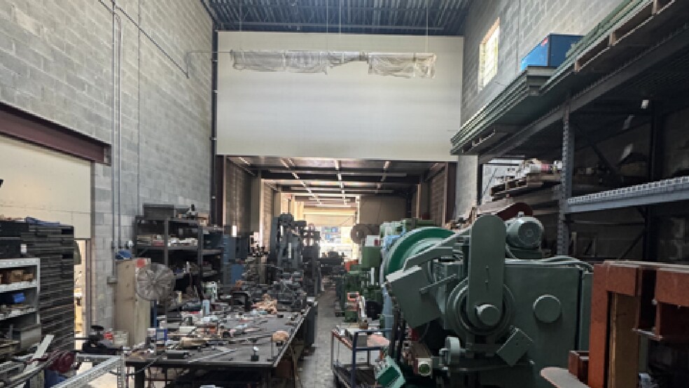 More Photos Of 2379 48th St, Astoria Warehouse For Sale