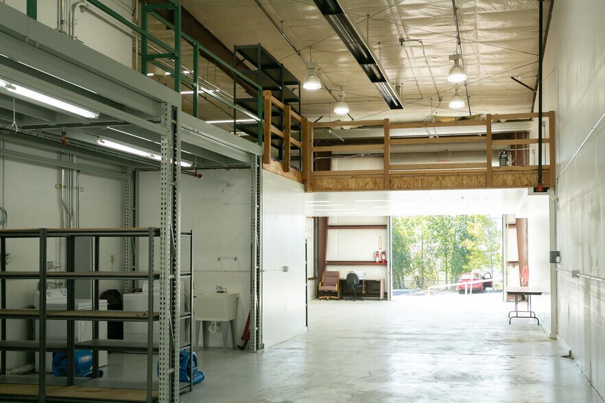 More Photos Of 11811 Upham St, Broomfield Warehouse For Lease