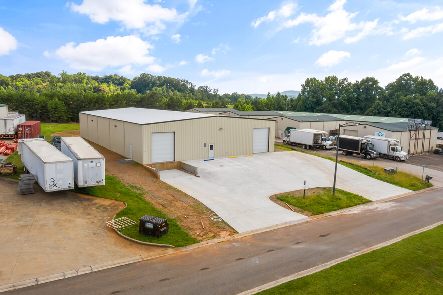 Primary Photo Of 27 Airport Business, Jasper Warehouse For Lease