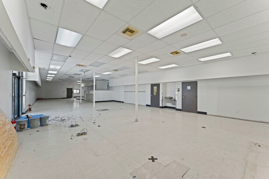 More Photos Of 3325 University Blvd E, Tuscaloosa Drugstore For Sale