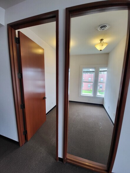 More Photos Of 223 S Lewis St, Monroe Storefront Retail Office For Sale