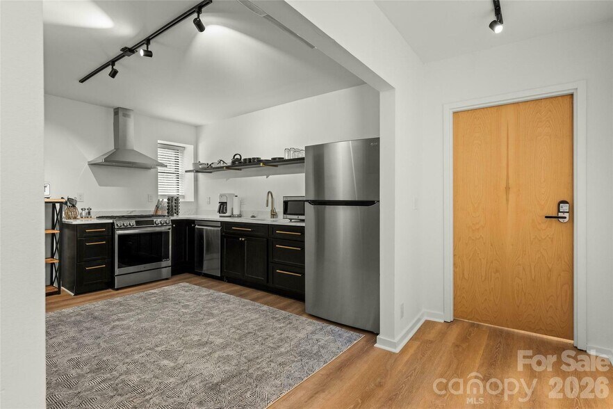 More Photos Of 9-13 Broadway St, Asheville Storefront Retail Office For Sale