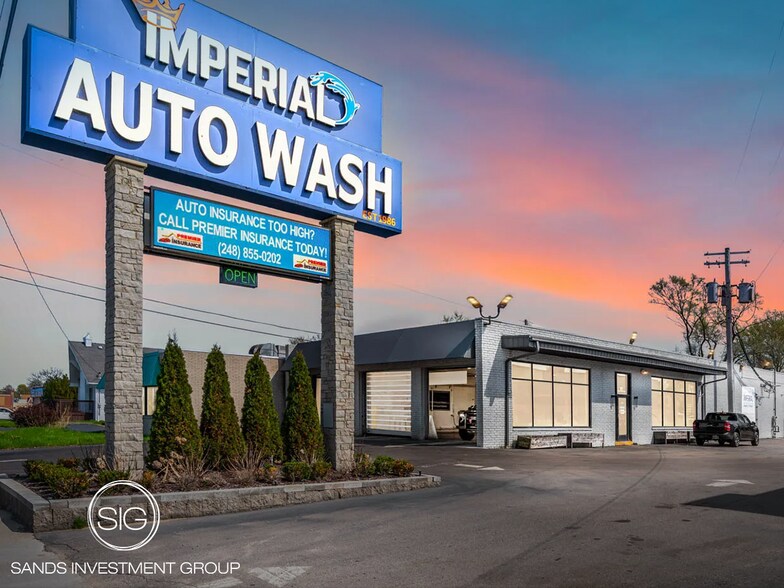 Primary Photo Of 521 Elizabeth Lake Rd, Waterford Carwash For Sale