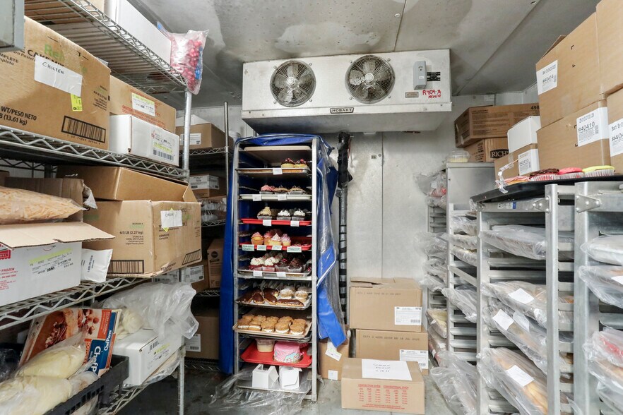 More Photos Of 100 W German St, Shepherdstown Storefront Retail Residential For Sale