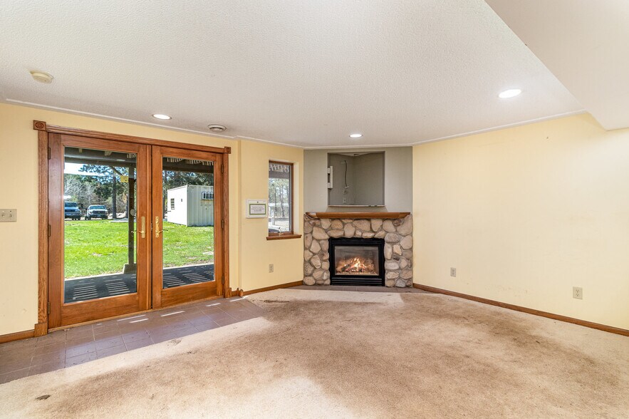 More Photos Of 13960 Lake Dr NE, Forest Lake Industrial For Sale