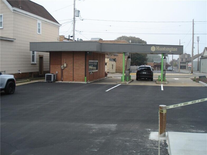 More Photos Of 0 Pennsylvania Ave, Rochester Freestanding For Sale