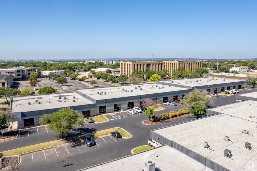 More Photos Of 7801 N Lamar Blvd, Austin Unknown For Lease