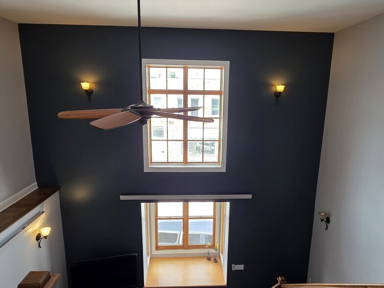More Photos Of 169-173 E Chestnut St, Burlington Storefront Retail Residential For Sale