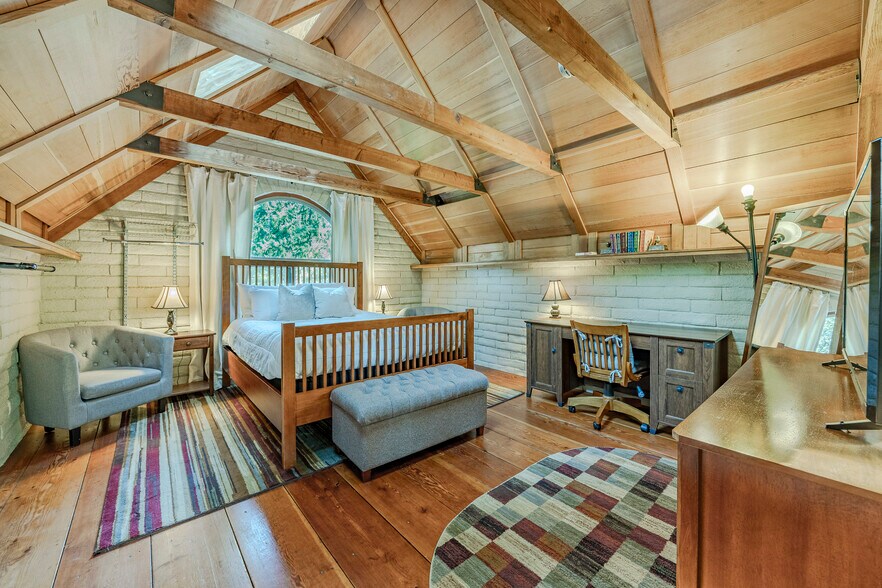 More Photos Of 1820 E 28th Ave, Eugene Multifamily For Sale