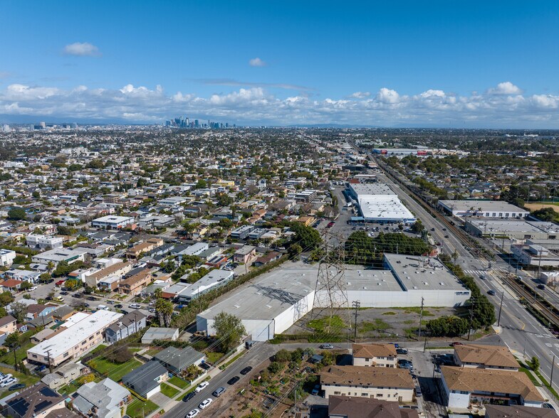 More Photos Of 5461 W Jefferson Blvd, Los Angeles Warehouse For Lease