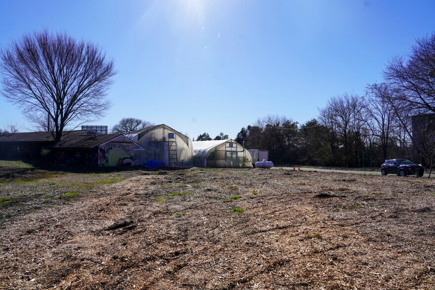More Photos Of 2200 Reynolds Dr SW, Atlanta Land For Sale
