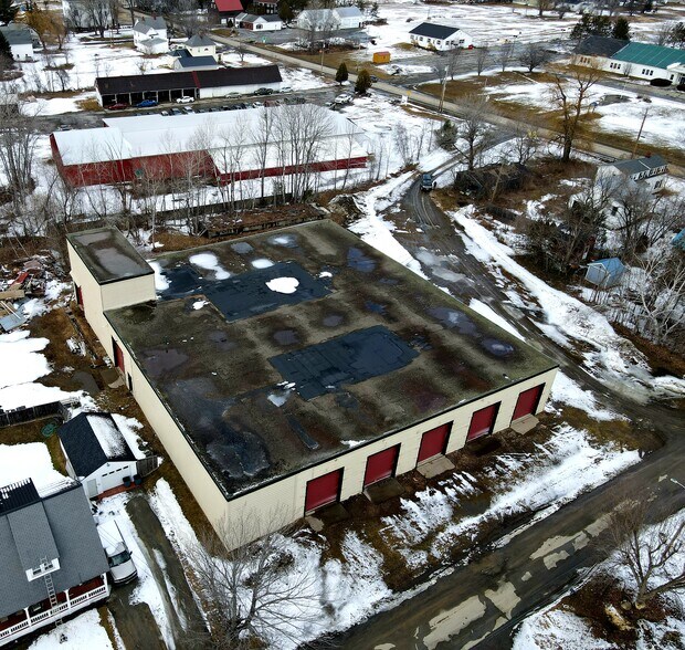 More Photos Of 9 Kenwood Ave, Corinna Specialty For Sale