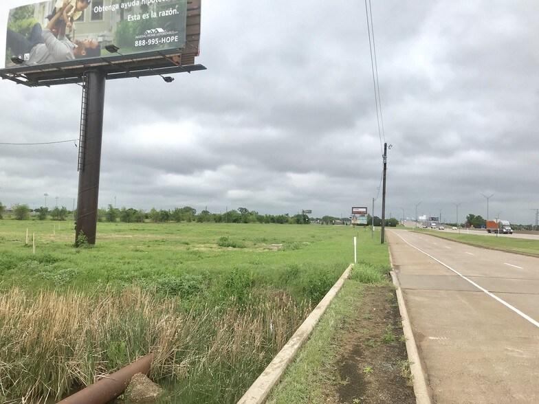 More Photos Of 1105 Central Fwy, Wichita Falls Land For Sale