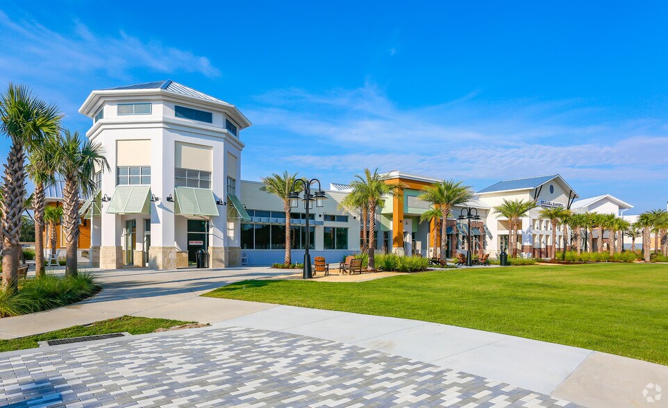 More Photos Of US Hwy 1 & Harrison St, Titusville Unknown For Lease