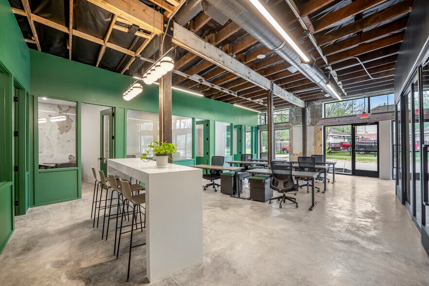 More Photos Of 1109-1115 Dumble st, Houston Office For Sale