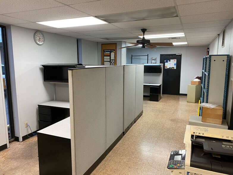 More Photos Of 2828 3rd Ave South, Texas City Warehouse For Lease