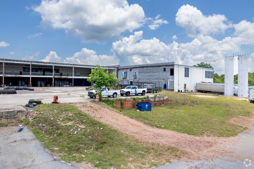 More Photos Of 4 Sixth St, Griffin Manufacturing For Sale