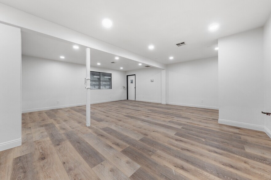 More Photos Of , Tehachapi Industrial For Sale