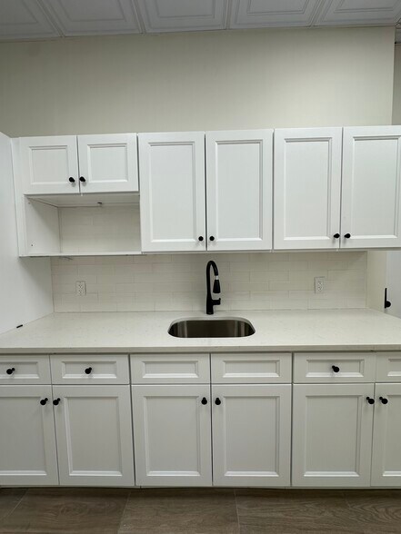 More Photos Of 254 7th Ave, Brooklyn Apartments For Lease