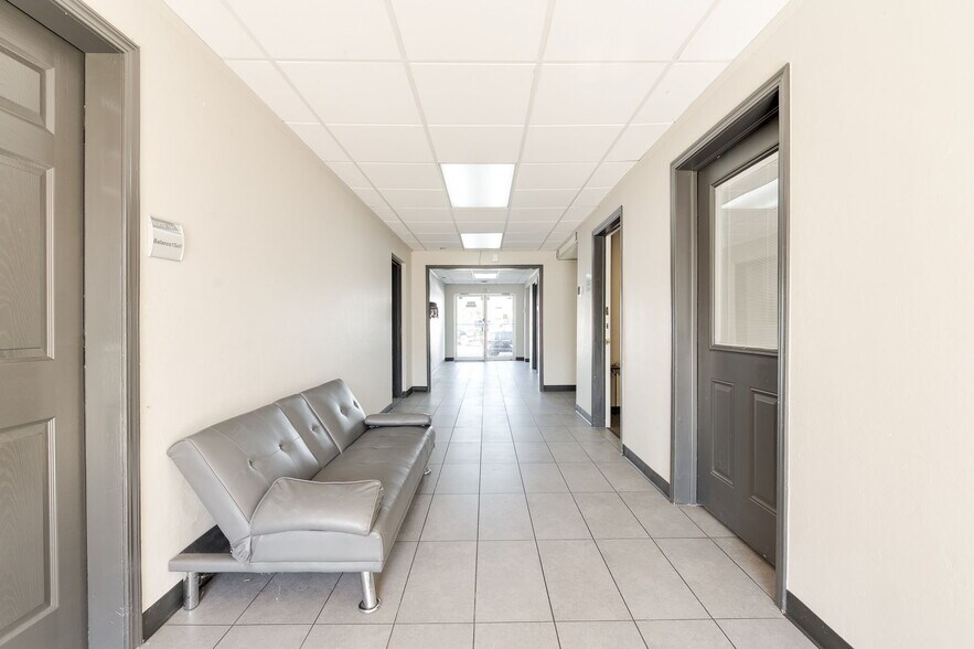 More Photos Of 3801 NW 63rd St, Oklahoma City Office For Lease