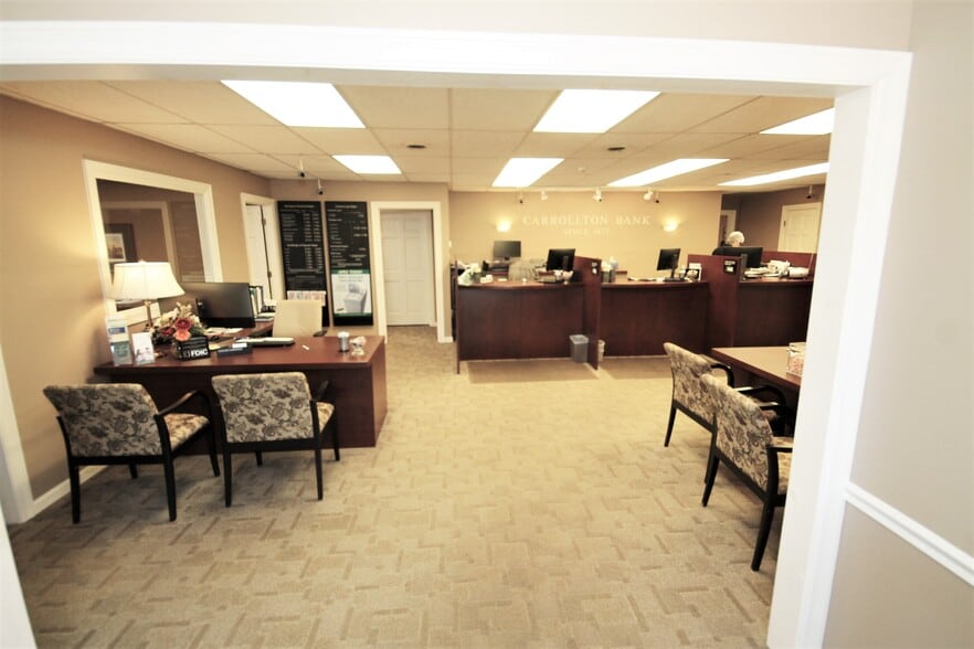 More Photos Of 2777 W Clay St, Saint Charles Office For Lease