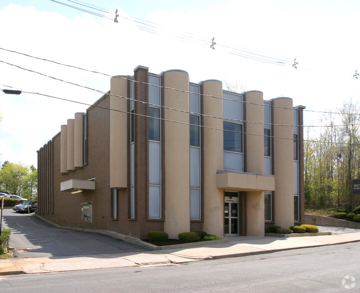 More Photos Of 55 Curtis St, New Britain Freestanding For Sale