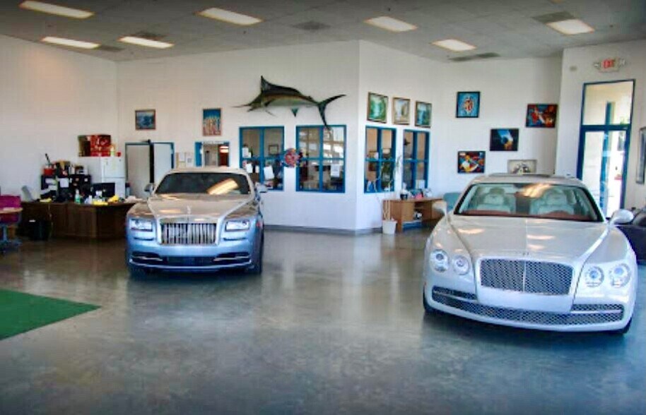 More Photos Of 1941 San Ramon Valley Blvd, San Ramon Showroom For Sale