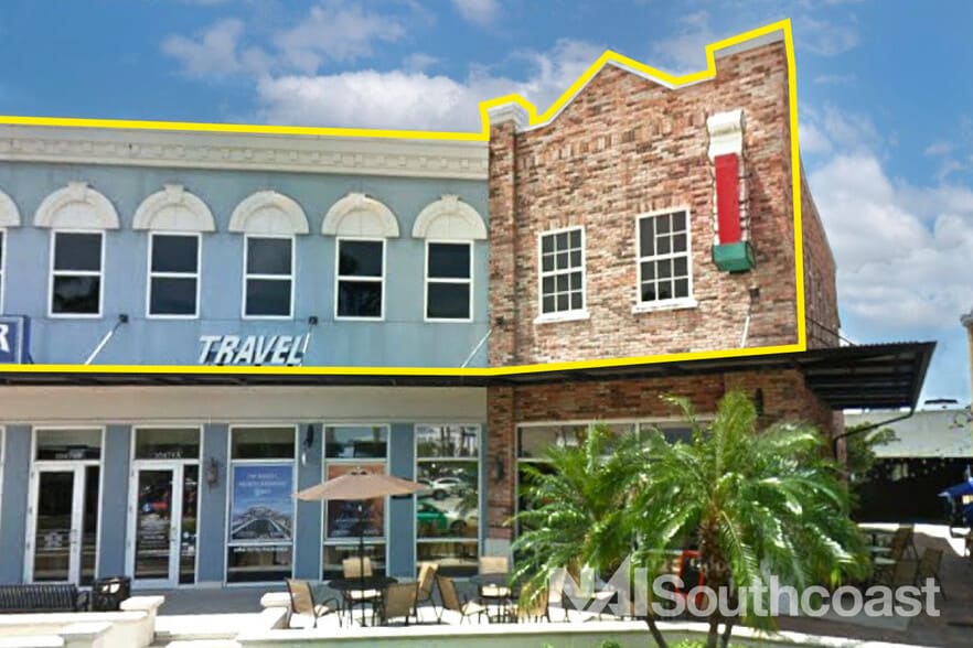 More Photos Of 10451 SW Village Center Dr, Port Saint Lucie Unknown For Lease
