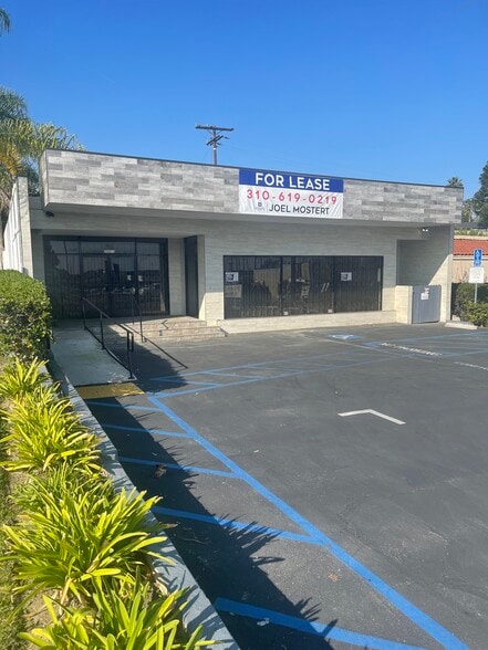 More Photos Of 29413 S Western Ave, Rancho Palos Verdes Freestanding For Lease