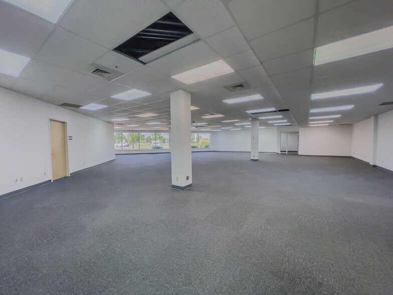 More Photos Of 2425 Stevens Center Pl, Richland Office For Lease