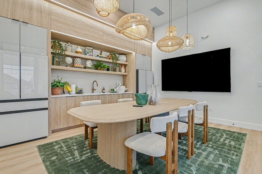 More Photos Of 3140 W Belltower Dr, Meridian Office For Lease