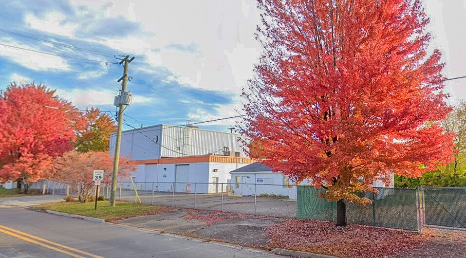 More Photos Of 20720 Tuck Rd, Farmington Hills Manufacturing For Sale