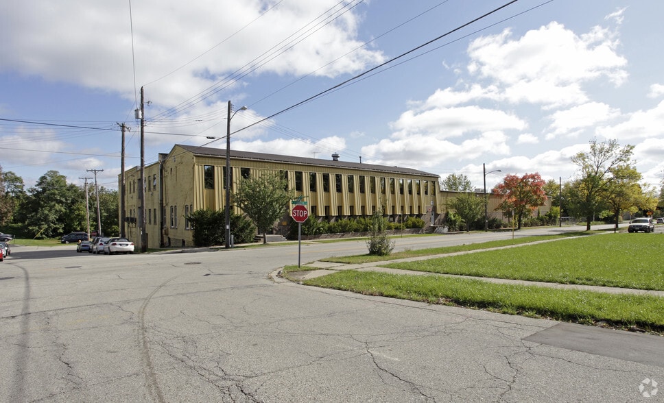 Primary Photo Of 340 N Franklin St, Janesville Warehouse For Sale