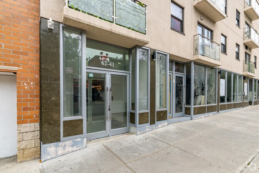 More Photos Of 6241-6249 Forest Ave, Ridgewood Apartments For Lease
