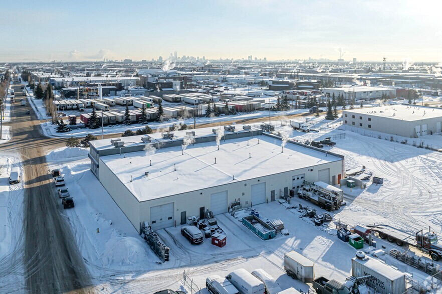 More Photos Of 12100-12122 163 St NW, Edmonton Flex For Lease