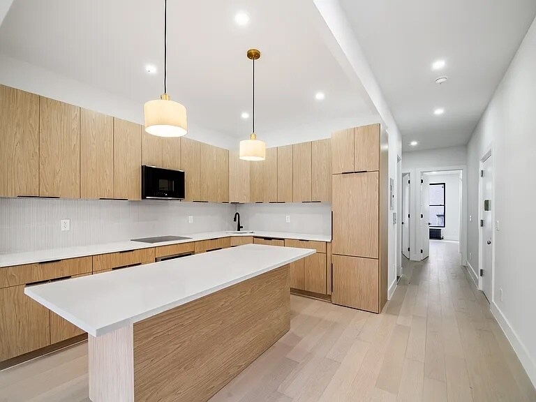 More Photos Of 237 W 72nd St, New York Apartments For Sale