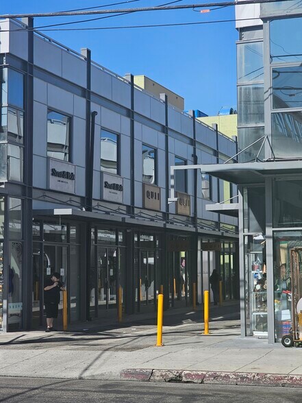 More Photos Of 1013 Crocker St, Los Angeles Storefront Retail Office For Lease