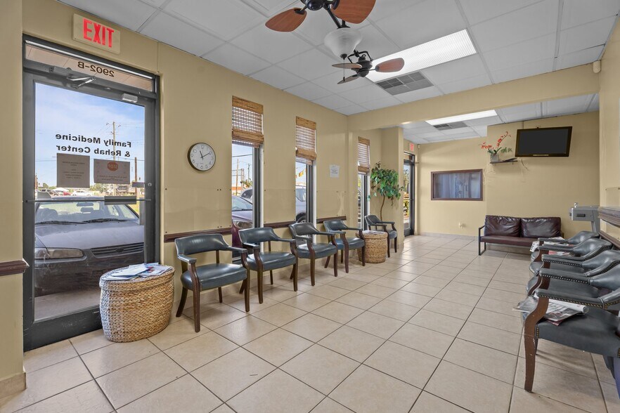 More Photos Of 2902 Central Heights Rd, Goldsboro Medical For Sale