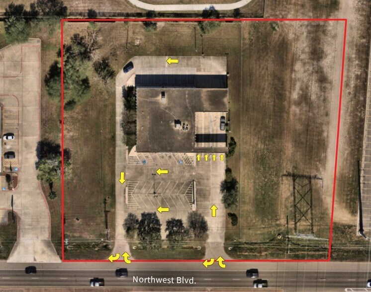 More Photos Of 14050 Northwest Blvd, Corpus Christi Bank For Lease