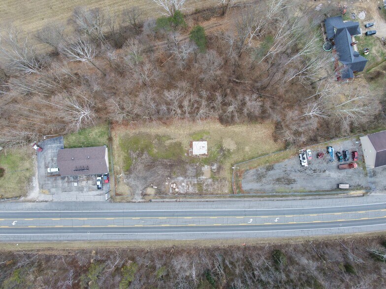 More Photos Of 11916 US-60, Ona Land For Lease