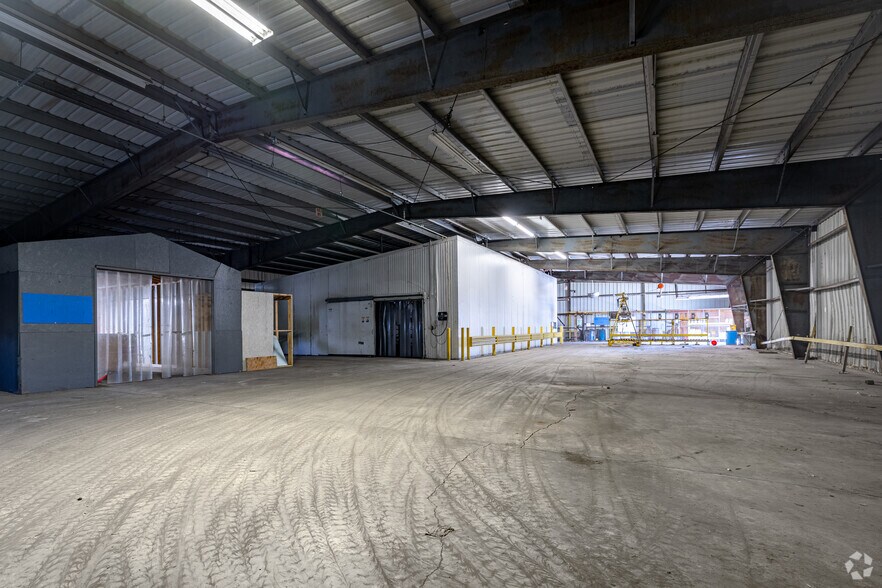 More Photos Of 502 Factory Ave, Ridgely Industrial For Sale