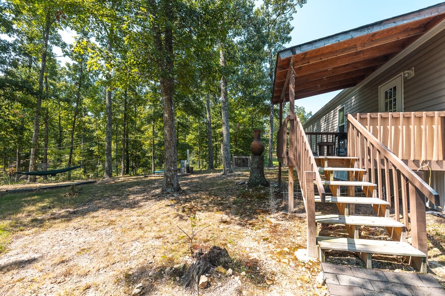 More Photos Of 11726 Highway K, Jadwin Hotel For Sale