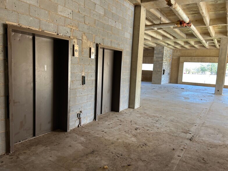 More Photos Of 815 E State Highway 204, Jacksonville Medical For Sale